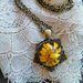 Collana in ottone e resina epossidica con Margherita gialla - LITTLE SUNFLOWER -