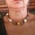 Collana in mokaite con fiorellini in resina, collana marrone, collana autunnale, tonalità marrone, orecchini abbinabili