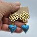 ORECCHINI PENDENTI con cuore in vetro di Murano turchese e oro e nodo infinito, orecchini a cuore, San Valentino, orecchini turchesi