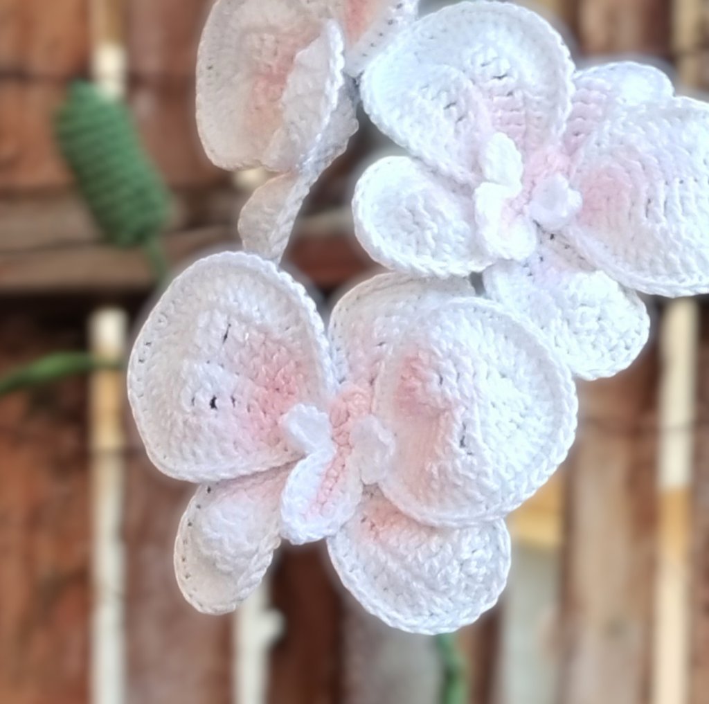 TOYMIS Fiori All'Uncinetto Positivo, Mughetto All'Uncinetto Fiori Positivo Piante Uncinetto Pianta Positiva Supporto Emotivo per Regalo Ispiratore Casa Ufficio Auto Decorazione(Giallo
