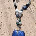 Collana con lapislazzuli, agata bianca,perle nere, azzurrite e calcedonio