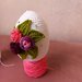 Uova decorate a uncinetto