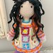 Bambola colorata amigurumi in cotone 