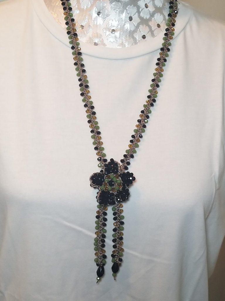 Collana Amen ciondolo pietra verde con contorno di zirconi | Paladini – Gioielli Paladini