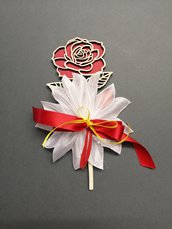 Rosa in legno da regalare in qualsiasi evento. 