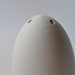 Uovo in terracotta bianca da decorare con buchi porta incenso cm 10