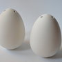 Uovo in terracotta bianca da decorare con buchi porta incenso cm 12