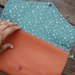 Pochette Aurora di ecopelle arancione e fantasia "Fiori arancioni""