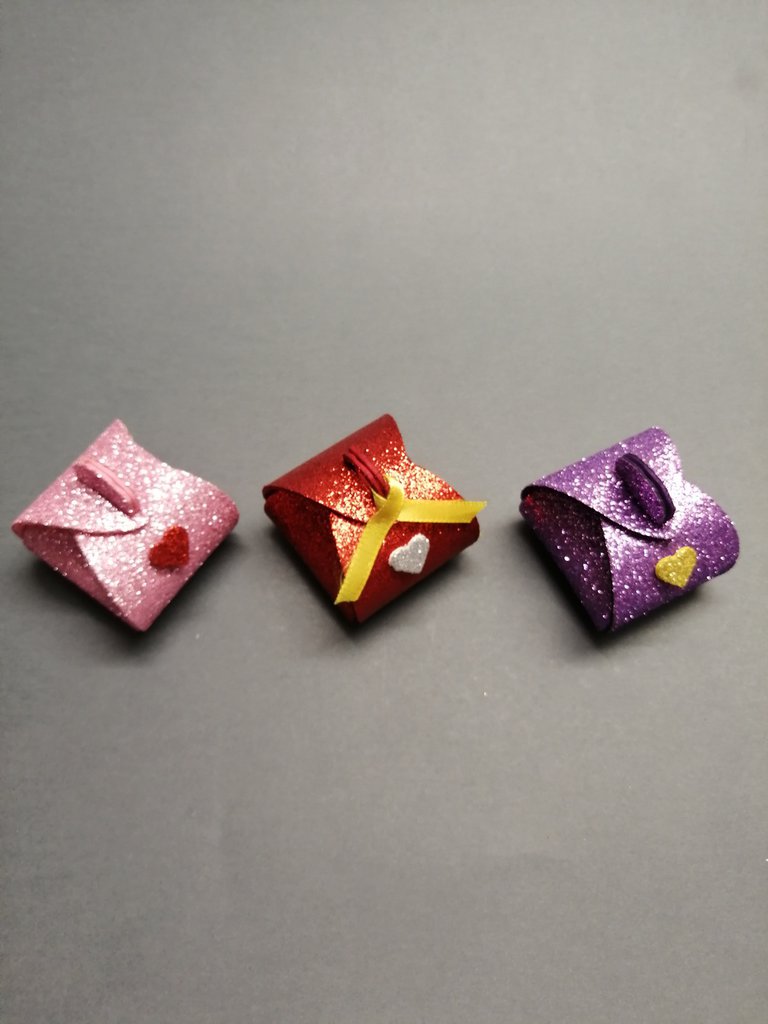 Confetti per bomboniere scopri la delizia dei vari gusti e colori fai da te Confetti per bomboniere scopri la delizia dei vari gusti e colori fai da te