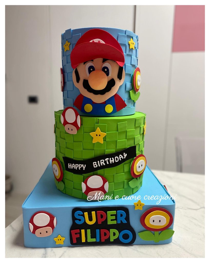 Torta Super Mario alta 50 cm - Feste - Decorazioni - di Mani e Cuore