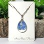 COLLANA CON CIONDOLO A GOCCIA CON FIORE AZZURRO