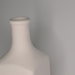 Bottiglia piccola in terracotta bianca da decorare decoupage, bomboniere regalo ceramica artigianale cm 18×6,5×6,5