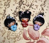 Ciondolo bambolina geisha giapponese