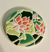 Ciondolo a fior di loto in ceramica