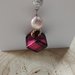 Orecchini con perle di vetro rosa,perla di Boemia argentata e perla a in resina a forma di cubo