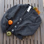 Cardigan corto in alpaca, cardigan grigio scuro in maglia, cardigan lana da donna fatto a mano