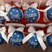 Pallina patchwork decorativa decorazione natalizia Natale ricamo nome personalizzato blu e argento idea regalo