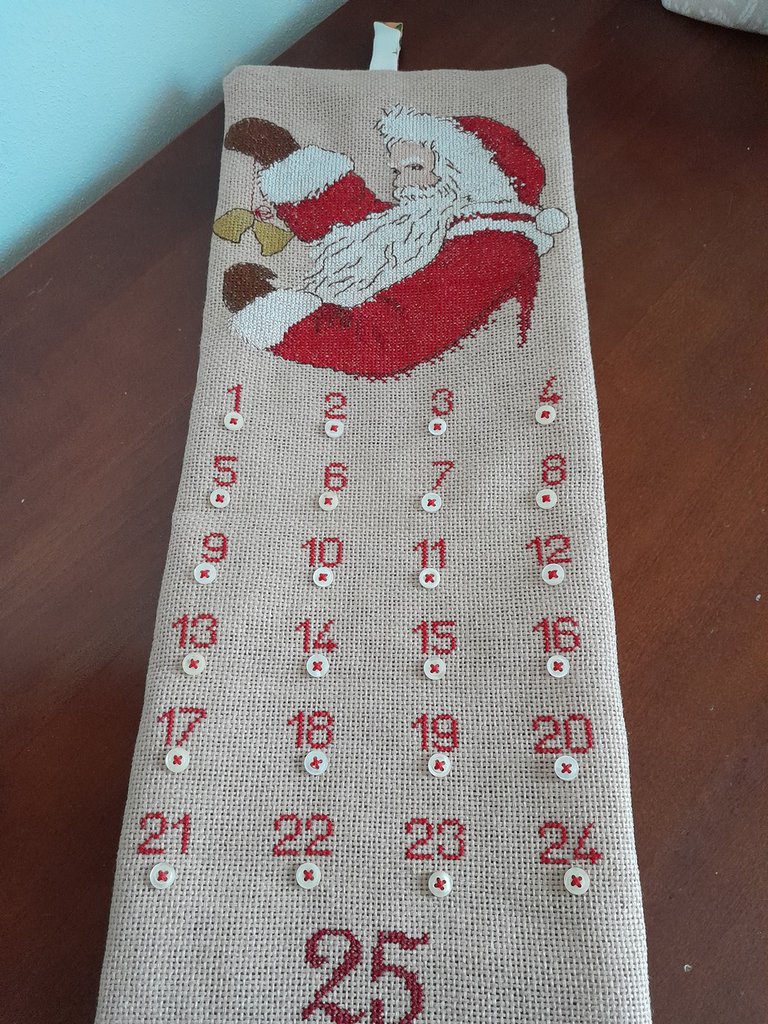 Calendario Dell’Avvento A Punto Croce – Kit 2024 Con 24 Motivi Natalizi, Filati E Accessori – Per Principianti