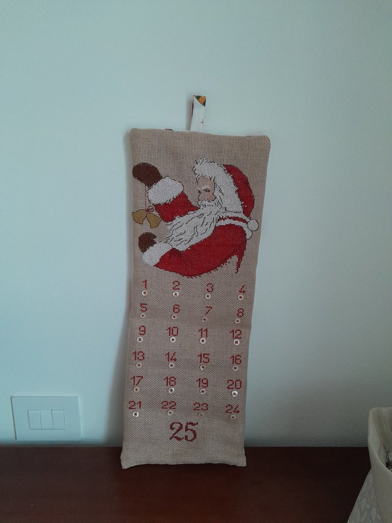 Calendario Dell’Avvento A Punto Croce – Kit 2024 Con 24 Motivi Natalizi, Filati E Accessori – Per Principianti