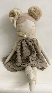 Bambola modello Alis