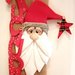 Dietro porta con babbo natale, decorazioni natalizie per la casa