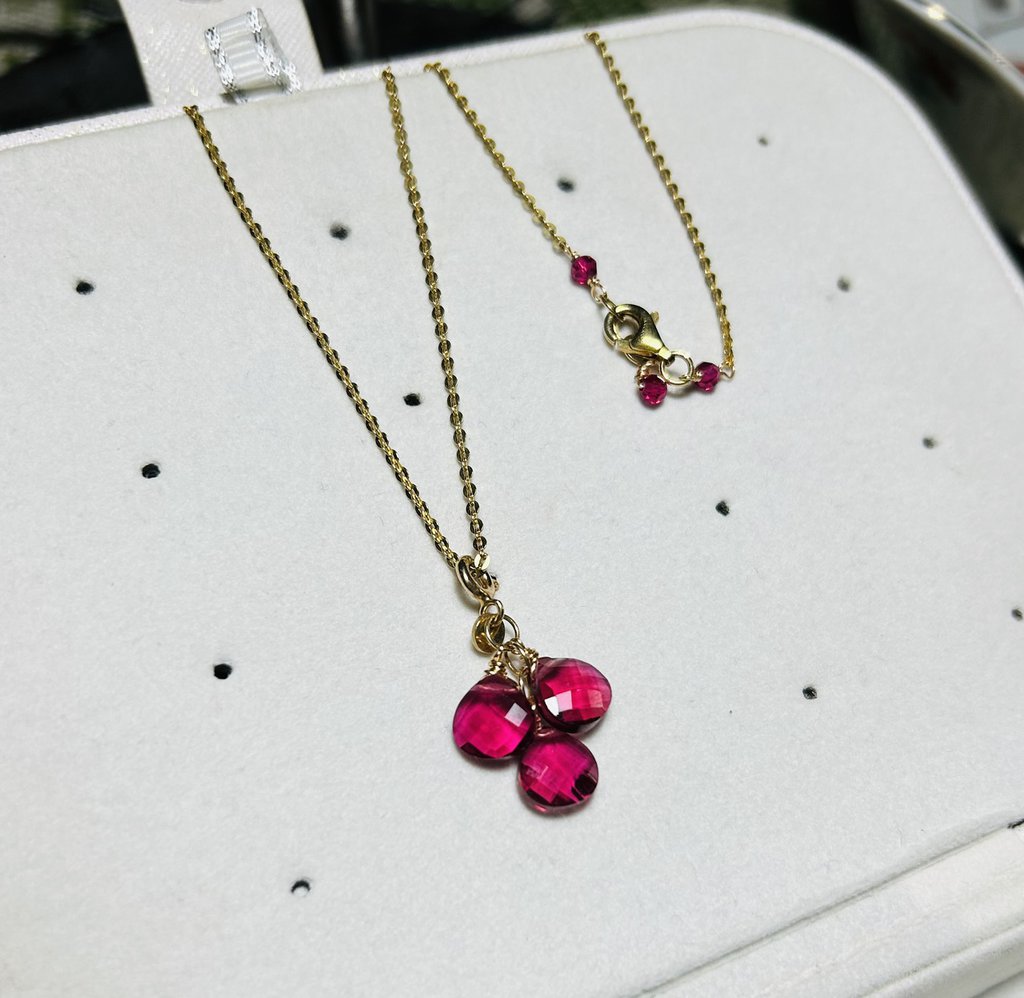 Ciondolo con collana rigida a girocollo - Gioielli - Ciondoli - di