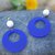 Orecchini Plexiglas Blu Elettrico Round con perla bianca