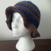 Cappello in lana ad uncinetto