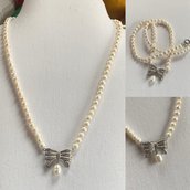 Collana di Perle di Fiume Bianche fiocco decorativo con zirconi 