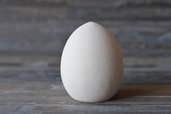 Uovo di pasqua a scatola in terracotta bianca cm 3,5
