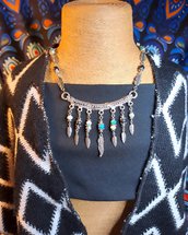 Collana Navajo con pietre di turchese peruviano e agata nera