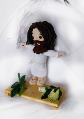                        Gesù  Risorto ( lavorazione amigurumi)