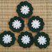 Set da 6 mini centrini fiori fatti a uncinetto cotone verdi ed ecru'