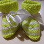 Tre paia di scarpine di lana per neonati