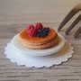 Pancake in miniatura per casa delle bambole, scala 1:12, fatta a mano, dolce in miniatura, set colazione per dollhouse