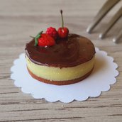 Torta in miniatura per casa delle bambole, scala 1:12, pasticceria per casa delle bambole, dolce in miniatura, cheesecake al cioccolato in miniatura