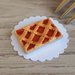 Crostata con marmellata in miniatura, pasticceria in miniatura, torta per dollhouse, diorama pasticceria, set preparazione torta in miniatura