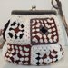 Borsa crochet motivo mattonella Granny,con chiusura a borsellino