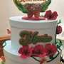 TORTA FINTA 2 PIANI CON SCATOLE CON CAKE TOPPER DA PERSONALIZZARE TEMA A SCELTA