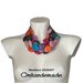 20191657 collana colorata, collana bavaglino, collana multicolor, collana grossa, collana multifilo stratificato rilievo, collana sassi in resina con bretelle in pelle