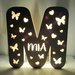 lampada iniziale nome legno regalo personalizzato bimba bimbo handmade luce notturna laser decorazione casa home decor