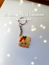 Portachiavi con raviolo in fimo fatto a mano bomboniera idea regalo