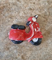 STAMPO  VESPA,SCOOTER  IN SILICONE ,PORTACHIAVI, BOMBONIERA, SEGNAPOSTO, RESINA 4 CM