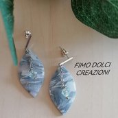 orecchini in fimo effetto marmo grigio chiaro