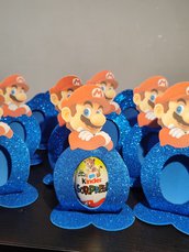 Porta ovetto Kinder super mario idea compleanno gadget fine festa ovetti cioccolato Ken 