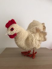 Gallina bianca a maglia