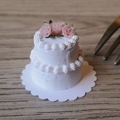 Torta nuziale in miniatura, scala 1:12 per dollhouse e casa delle bambole