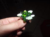 anello perle verde
