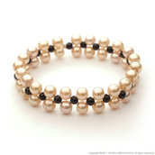 "Black pearls" bracelet