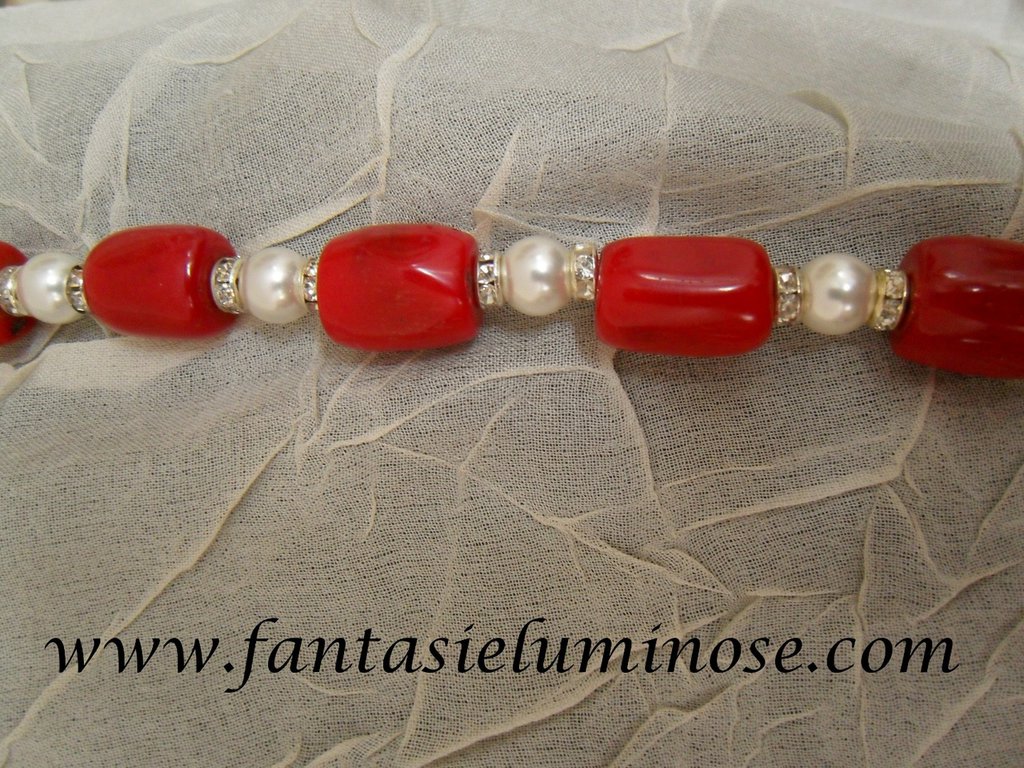 COLLANA MULTIFILI PERLE, CORALLO E CAMEO Rosso BRASS Workshop brscl021